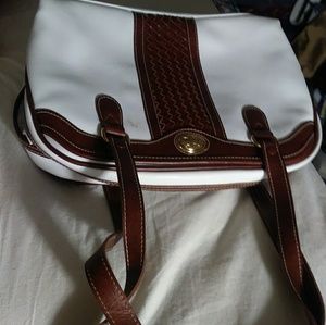 Cartina top grade vinyl purse NWOT sz12x9x4 $32 +